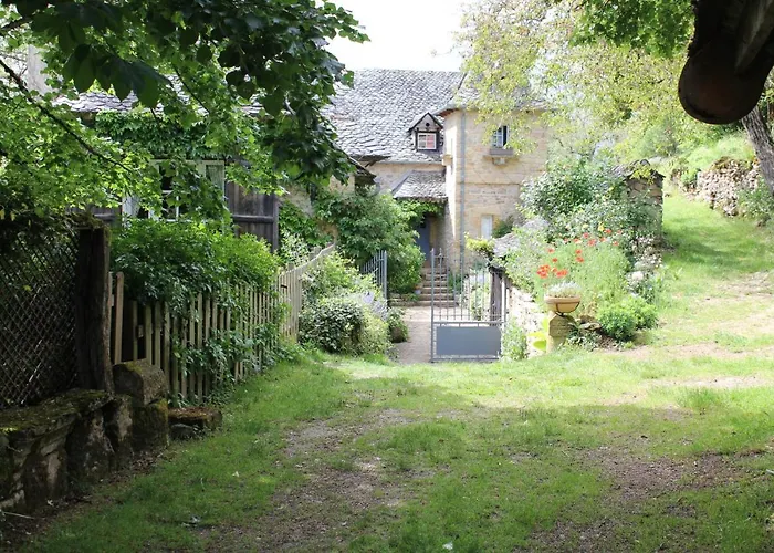 Les Terrasses De Labade Et D'hotes Bed & Breakfast