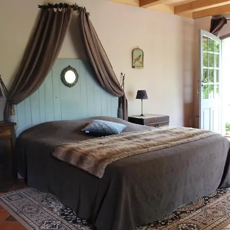 Les Terrasses De Labade Et D'hotes Bed and breakfast Coubisou